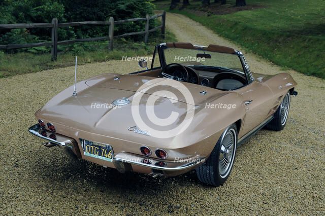 Chevrolet Corvette Stingray convertible 1964. Artist: Simon Clay.