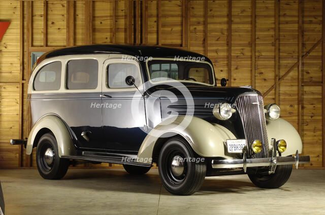Chevrolet Suburban 1937 . Artist: Simon Clay.