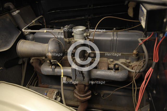 Chevrolet Suburban 1937 . Artist: Simon Clay.