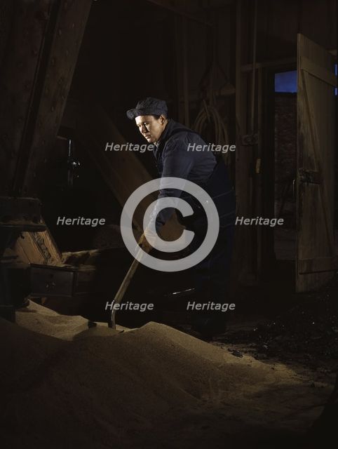 Chicago and North Western R.R., Mrs. Thelma Cuvage, working in the sand house...Clinton, Iowa, 1943. Creator: Jack Delano.