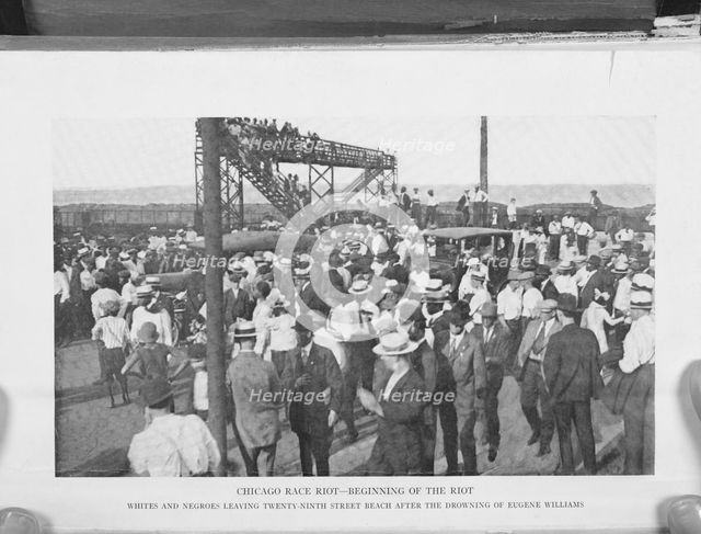Chicago race riot- beginning of the riot; White and Negroes leaving Twenty-ninth Street..., 1922. Creator: Unknown.