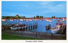 Chicago's downtown yacht harbour and lagoon, Illinois, USA, 1956