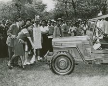 Chicago school children buy $263,148.83 in war bonds, (1942 - 1943?). Creator: Office of War Information