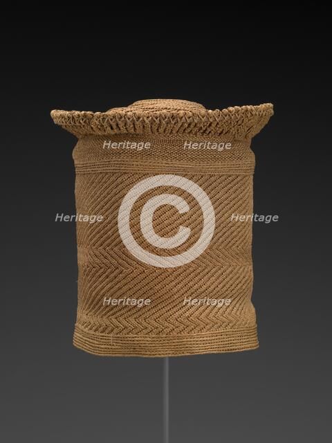 Chief's Hat; (Botolo), 1880-1900. Creator: Unknown.