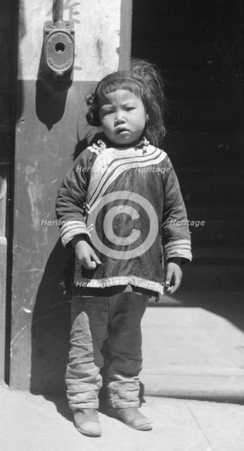 Child, Chinatown, San Francisco, between 1896 and 1906. Creator: Arnold Genthe.