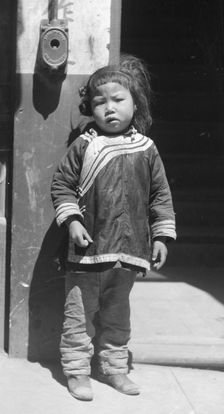 Child, Chinatown, San Francisco, between 1896 and 1906. Creator: Arnold Genthe