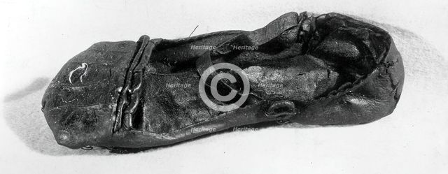 Child's Shoe, England, 16th century. Creator: Unknown.