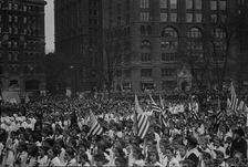 Children at City Hall, 4/27/17, 1917. Creator: Bain News Service