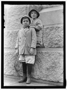 Children, between 1913 and 1917. Creator: Harris & Ewing