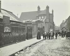 Children on their way to Finch Street Cleansing Station, Stepney, London, 1911