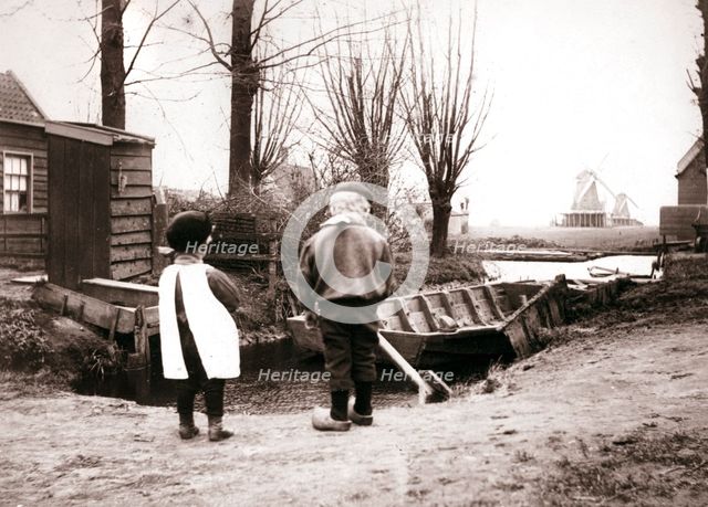 Children, Laandam, Netherlands, 1898.Artist: James Batkin