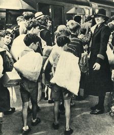 Children Leaving London for the Country 1943. Creator: Unknown