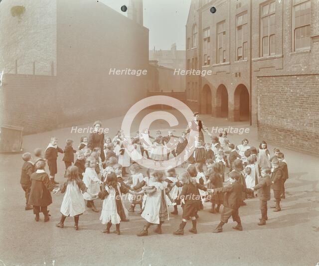Children playing  'Twinkle, Twinkle, Little Star', Flint Street School, Southwark, London, 1908. Artist: Unknown.