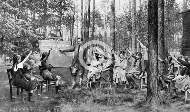 Children taking English lessons in the Forest of Charlottenburg, Berlin, Germany, 1922. Artist: Unknown