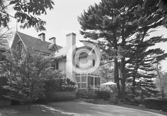 Childs Frick, residence in Roslyn, Long Island, New York, 1945. Creator: Gottscho-Schleisner, Inc.