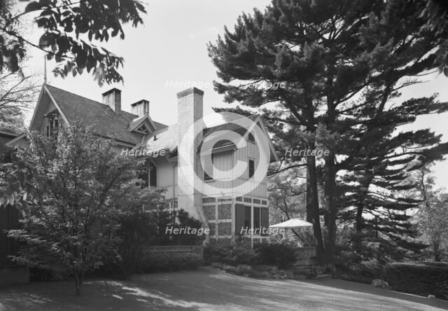Childs Frick, residence in Roslyn, Long Island, New York, 1945. Creator: Gottscho-Schleisner, Inc.