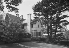 Childs Frick, residence in Roslyn, Long Island, New York, 1945. Creator: Gottscho-Schleisner, Inc