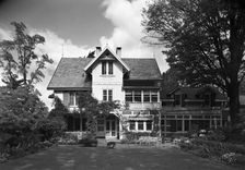 Childs Frick, residence in Roslyn, Long Island, New York, 1945. Creator: Gottscho-Schleisner, Inc