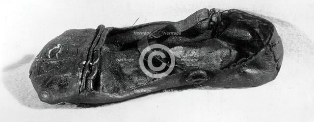 Child's Shoe, England, 16th century. Creator: Unknown.