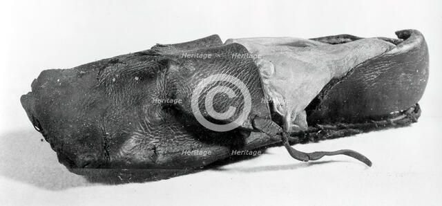 Child's Shoe, England, 16th century. Creator: Unknown.