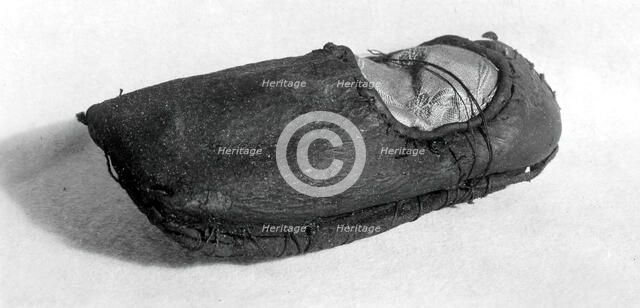 Child's Shoe, England, 16th century. Creator: Unknown.