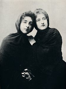 Chilian Ladies in Church Attire (Manto) 1911