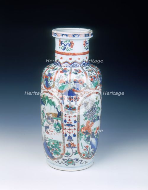 Chinese Imari rouleau vase, mid Kangxi period, Qing dynasty, China, 1683-1700. Creator: Unknown.