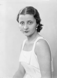 Chita Arguello, Portrait, 1933. Creator: Harris & Ewing