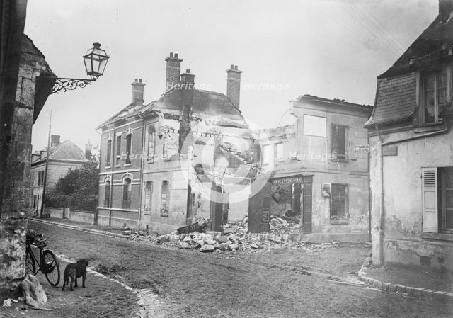 Choisy Au Bac, Houses burned by Germans, 6 Nov 1914 (date created and published later). Creator: Bain News Service.