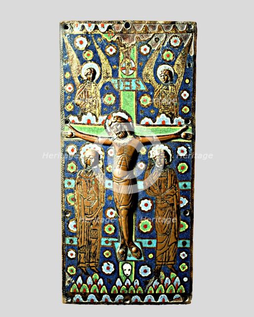 Christ on the Cross with angels, Saint Jean and the Virgin in an enamelled plate of 1122.