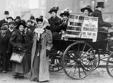 Christabel Pankhurst with a group of suffragettes, London, 1909