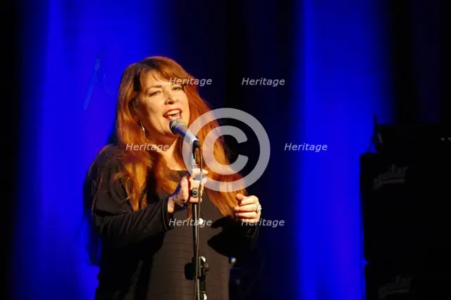 Christine Tobin, Ropetackle Arts Centre, Shoreham, West Sussex, Jan 2016. Artist: Brian O'Connor.