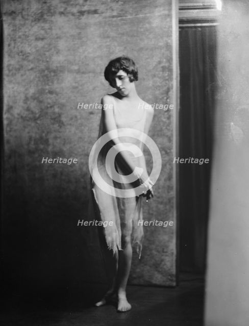 Christie, Grace, Miss, 1925 June 10. Creator: Arnold Genthe.