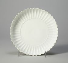 Chrysanthemum Dish, Qing dynasty (1644-1911), Yongzheng reign mark and period (1723-35). Creator: Unknown