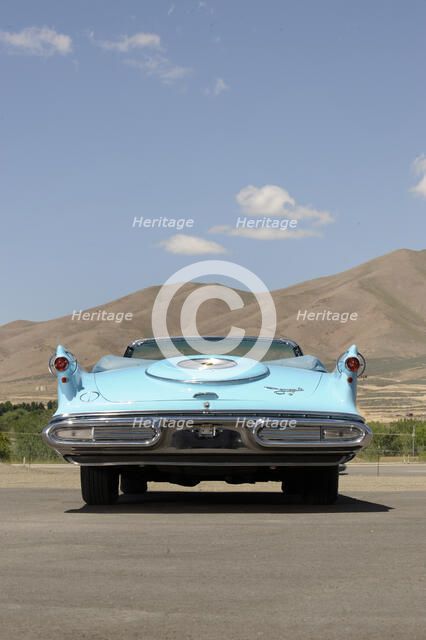 Chrysler Imperial 1957 ex Howard Hughes. Artist: Simon Clay.