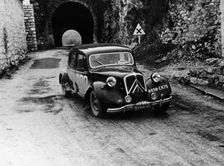 Citroën 15/6 in the Monte Carlo Rally, 1955