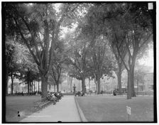 City Hall Park, Burlington, Vt., c1907. Creator: Unknown