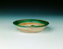 Cizhou-type saucer with pomegranate spray in polychrome glazes, Jin dynasty, China, 1115-1234. Creator: Unknown