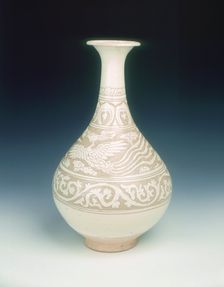 Cizhou type sgraffito yuhuchun vase, early Yuan dynasty, China, late 13th-early 14th century