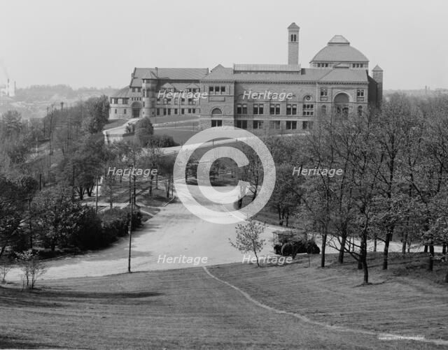 Cincinnati Art Museum, Eden Park, Cincinnati, Ohio, c.between 1900 and 1910. Creator: Unknown.
