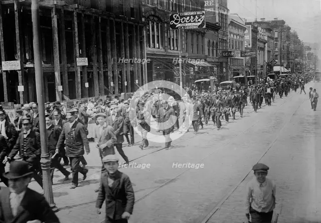 Cincinnati Streetcar Strikers, between c1910 and c1915. Creator: Bain News Service.
