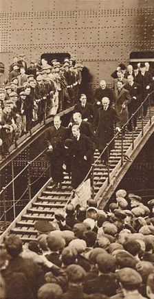 Clydeside Cheers 1937