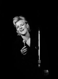 Claire Martin, Pizza On The Park, London, August, 1996. Artist: Brian O'Connor
