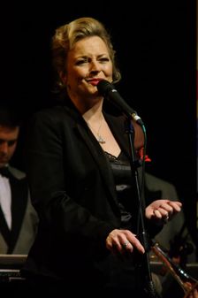 Claire Martin, Ropetackle Arts Centre, Shoreham, West Sussex, Jan 2016. Artist: Brian O'Connor