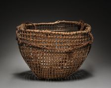 Clam basket with Tump Line, late 1800. Creator: Unknown