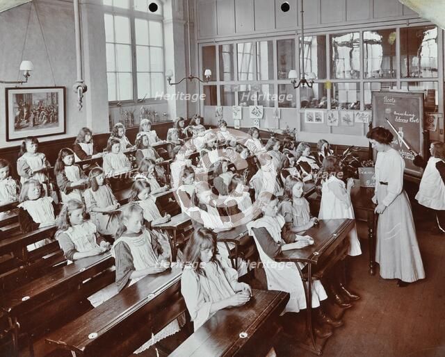 Classroom scene, Albion Street Girls School, Rotherhithe, London, 1908. Artist: Unknown.