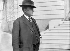 Clapp Hearings?, 1912. Creator: Harris & Ewing