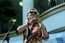 Clare Hirst, Croydon Jazz Festival, Whitgift Centre, April 28, 2006. Artist: Brian O'Connor