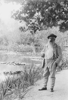 Claude Monet near the Water Lily Pond, 1905. Creator: Bulloz, Jacques-Ernest (1858-1942)