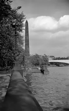 Cleopatra's Needle, Westminster, London, c1945-c1965. Artist: SW Rawlings